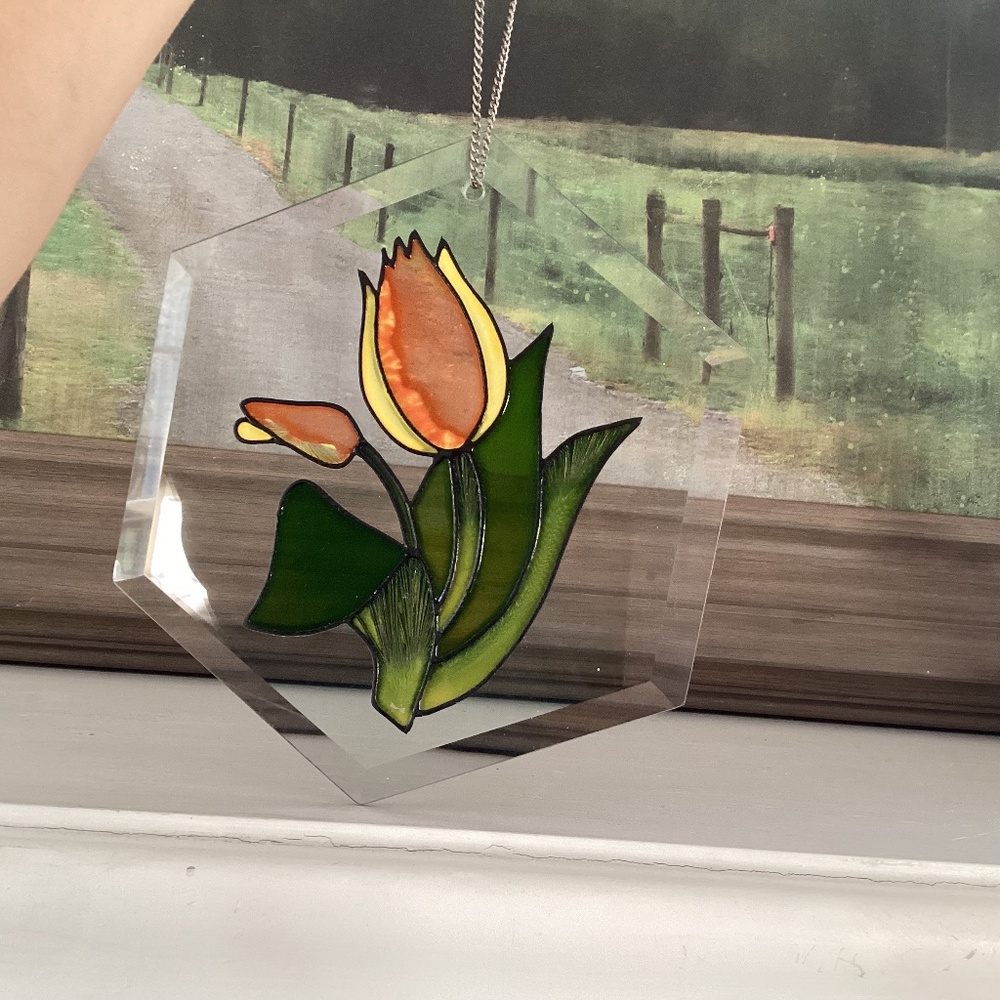 Vintage Stain Glass Tulip Sun-catcher 8” hexagon Beveled Glass Chain Painted